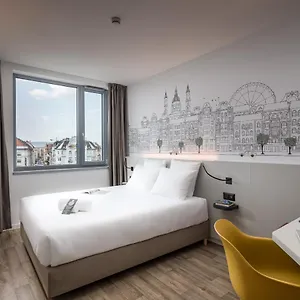 B&B Hotel Budapest City Отель Будапешт